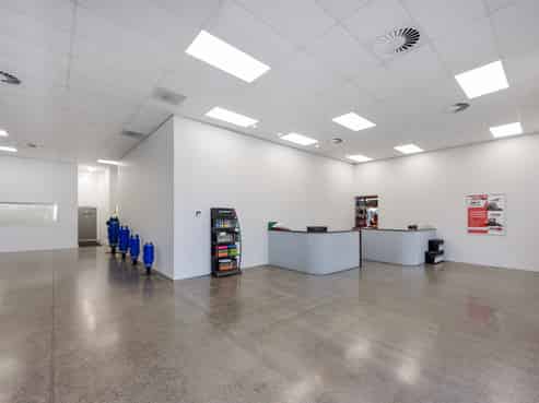 Bayleys Sole: Unique Wiri offering