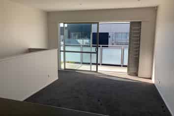 24/45 Karepiro Drive, Stanmore Bay