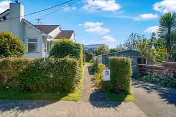 128 Clawton Street, Westown