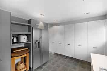 89 Hallenstien Street , Queenstown Hill