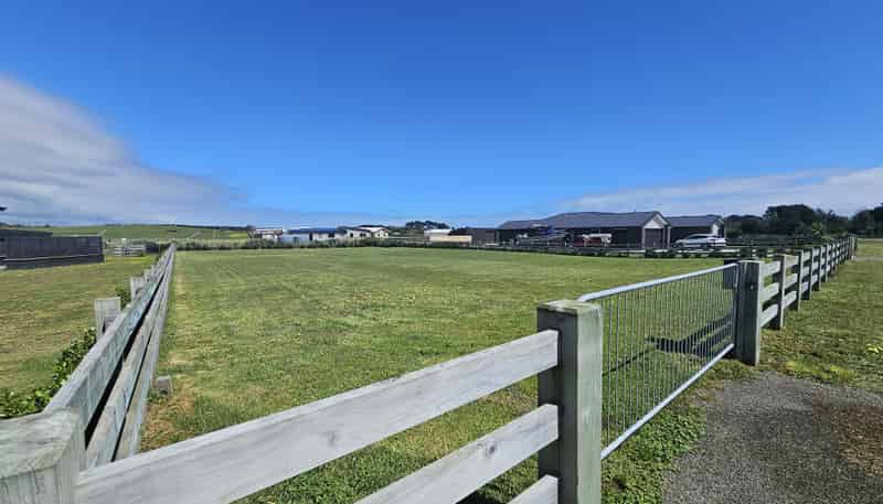 6 Roma Way, Waitarere