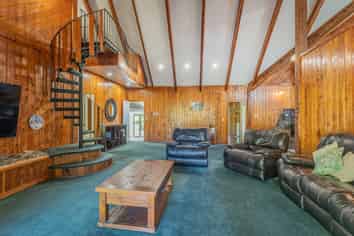 Lifestyle, Income & Location - All in One