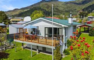 62 Main Road, Havelock