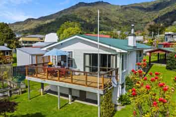 62 Main Road, Havelock