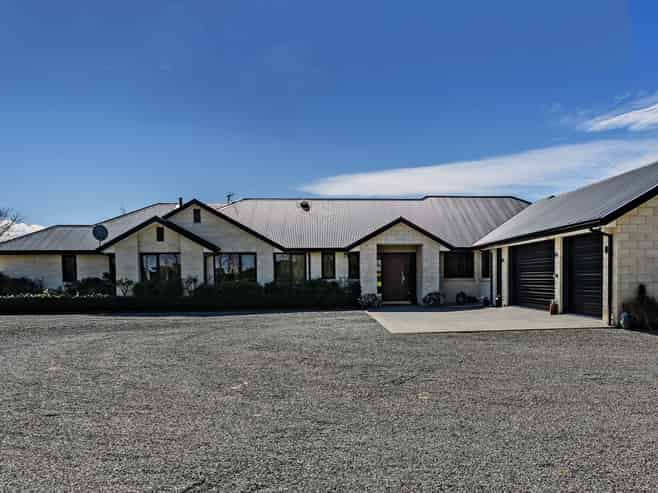 2 Leyland Crescent, Swannanoa