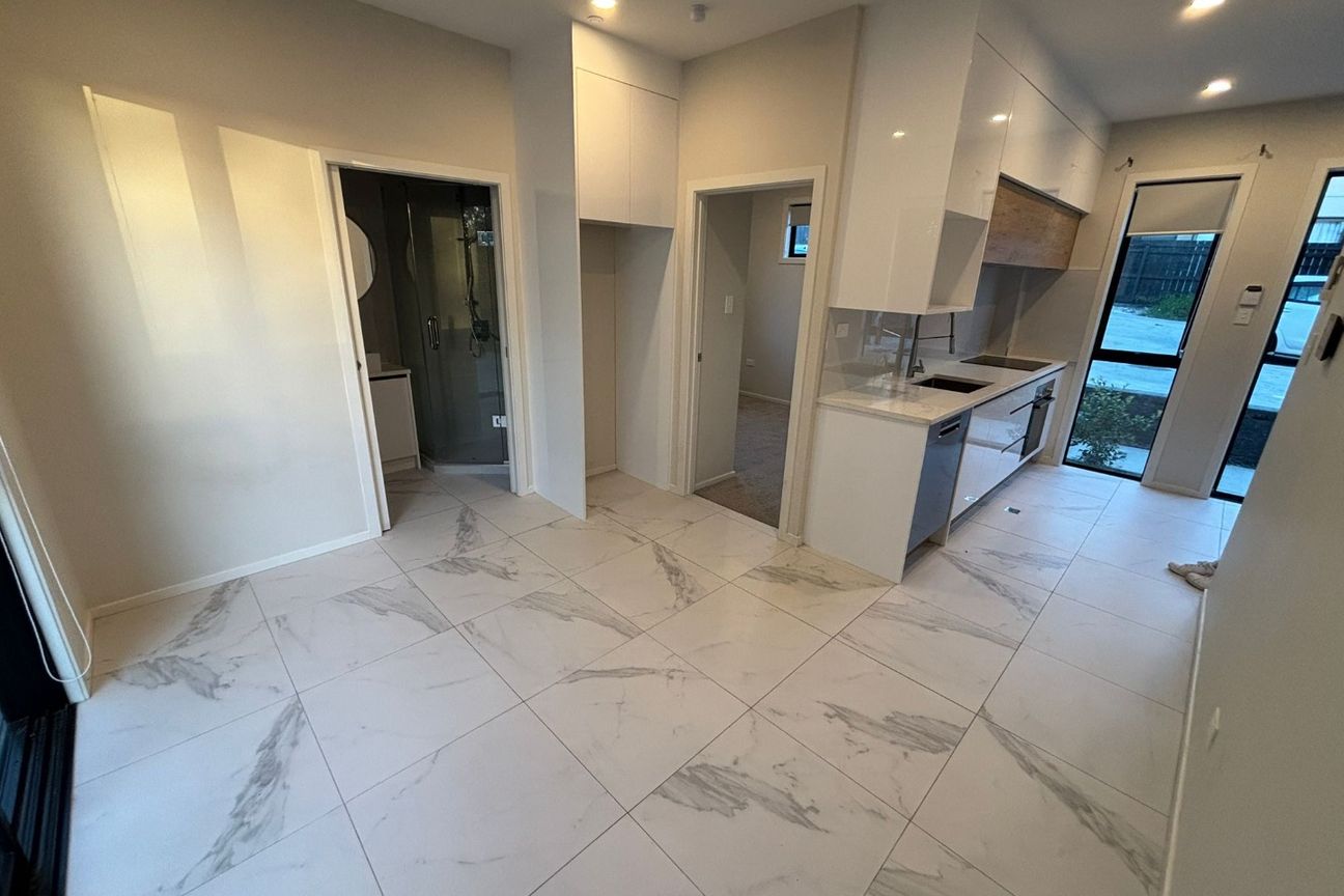 Modern 3 Bedroom Townhouse - Widok 2