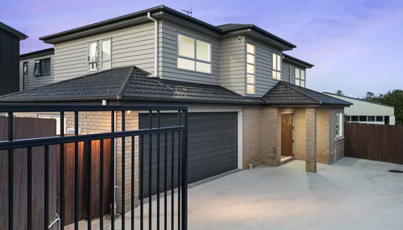 82A Commodore Drive, Lynfield