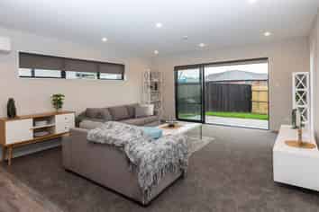 4 Lussa Close, Yaldhurst