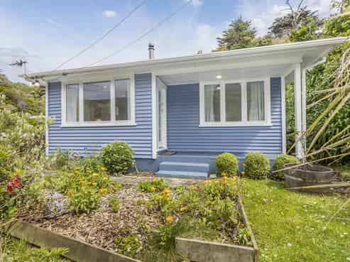 65 Airlie Road, Plimmerton