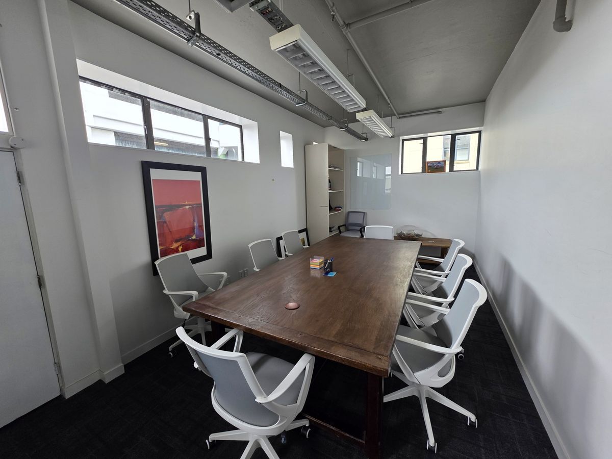 Versatile Newmarket Office | For Lease – další
