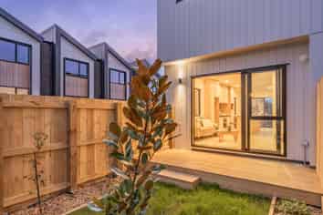 Auckland - Address withheld