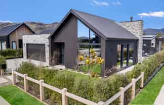 10 Vintage street, Cromwell