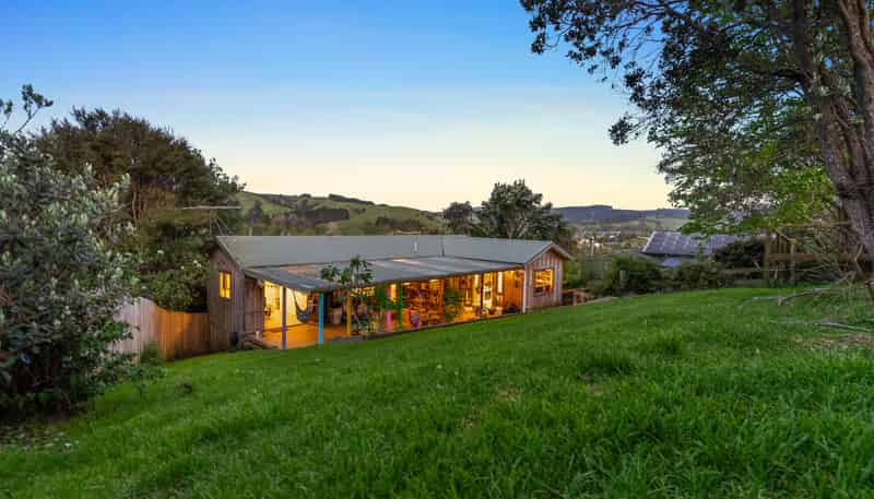 17 Empressa Heights, Helensville