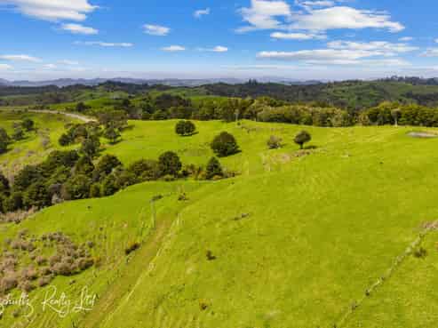 232 Arcadia Road, Paparoa