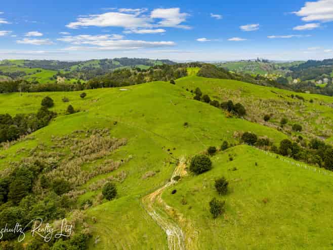 232 Arcadia Road, Paparoa