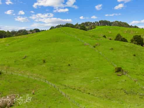 232 Arcadia Road, Paparoa
