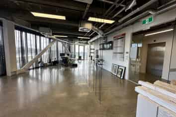 Architecturally Designed Modern Tenancy