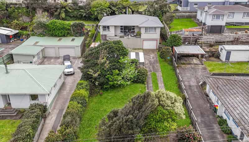 37 Simons Street, Moturoa