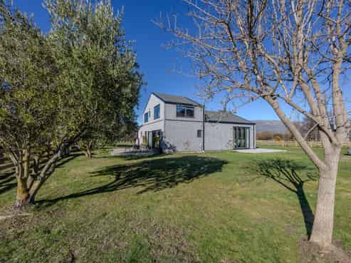 b/19 Monteith Road, Wanaka