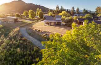 b/19 Monteith Road, Wanaka