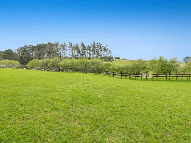 298 Rimmer Road, Helensville