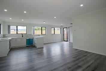 4/42 Great South Road, Manurewa