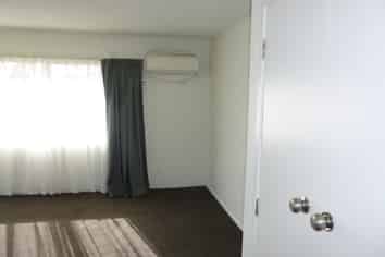 2/124 Firth Street, Hamilton East