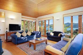 19 Tara Bay Road, Te Mahia