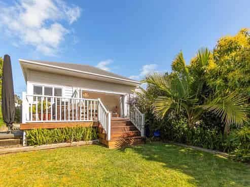 28 Patuone Avenue, Devonport