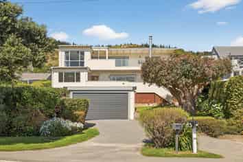 420 Marine Drive, Charteris Bay