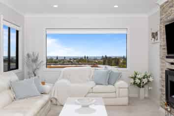 49 The Ritz, Orewa
