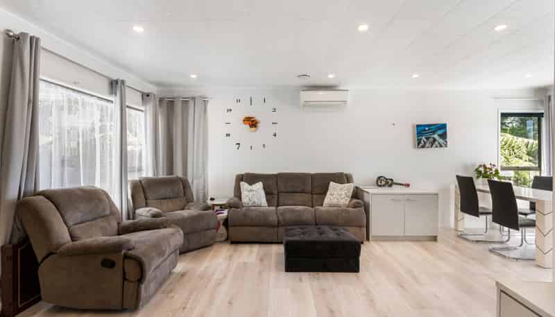 39 Lysander Crescent , Beach Haven