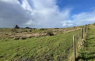 210H Monowai Road, Wainui