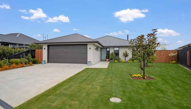 11 Florence Drive, Lincoln