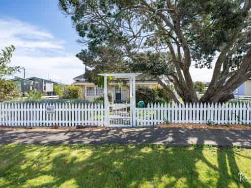61 River Road, Dargaville