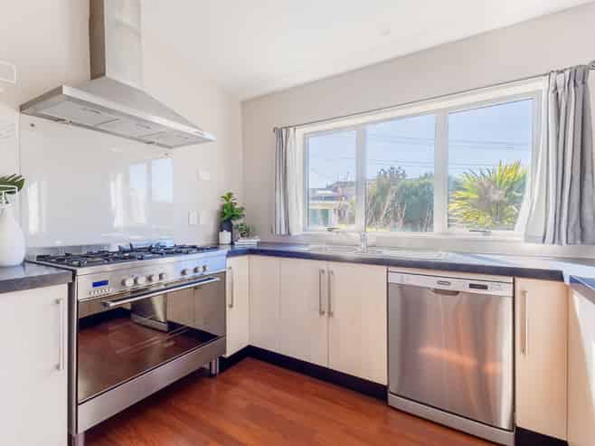 24A Nathan Avenue, Paraparaumu Beach