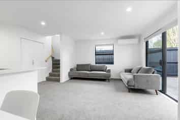 4/54B Cook Street, Hamilton East