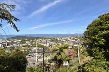 38a Sugarloaf Road, Brooklyn