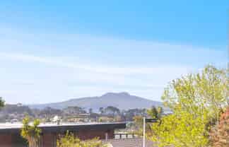 118 Sunset Road, Unsworth Heights