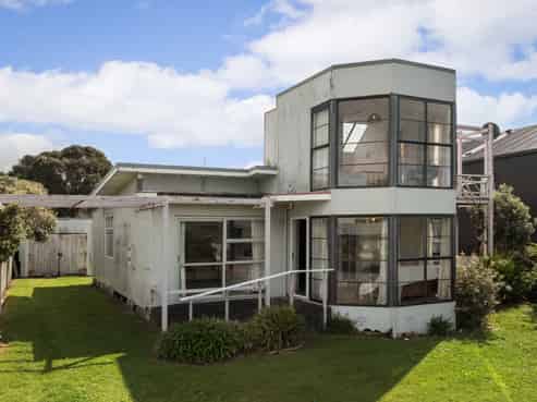 22 Dillon Street, Waihi Beach