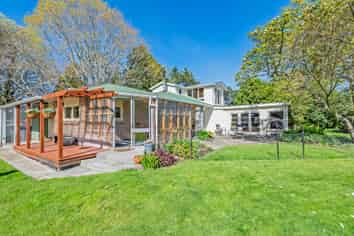 39 High Street, SOUTHBRIDGE