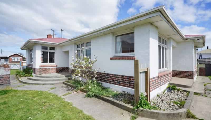 54 Martin Street, Strathern