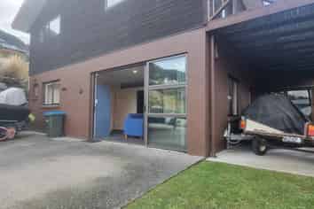 25A Sainsbury Road, Fernhill