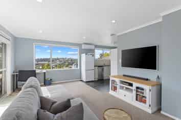 B/144 Glamorgan Drive, Torbay