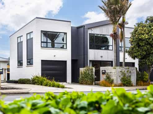 1B Wai-Iti Crescent, Woburn