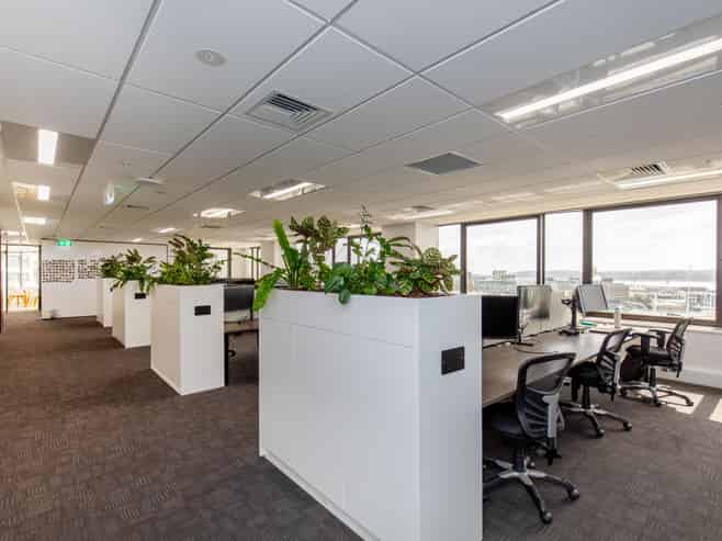 Pivotal CBD position with harbour view