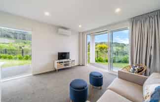 54 Koreke Close, Porirua