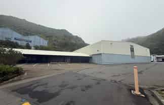 Large Warehouse in Tightly-Held Ngauranga