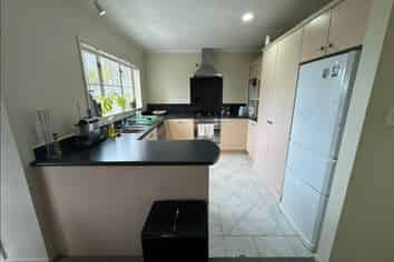 101b Onewa Road, Northcote