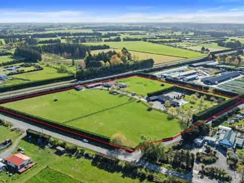 13 Bramleys Road, Flaxton